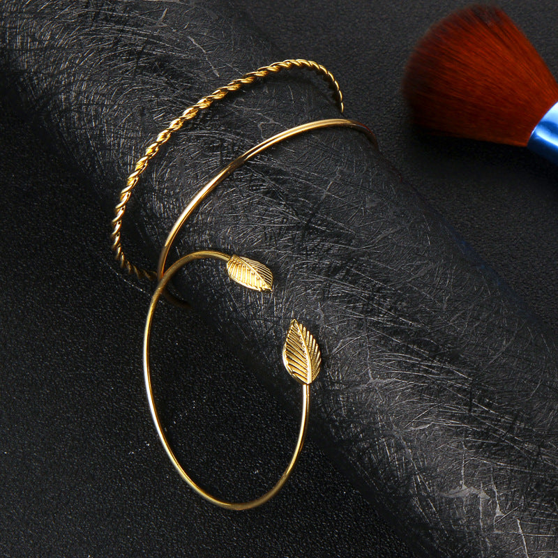woman bracelet